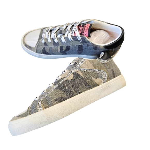 Vintage Havana Mikeyla Camo Slip-On Sneakers Womens NEW - Picture 2 of 7